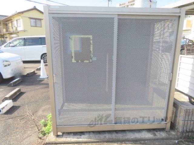 ゴミ置き場