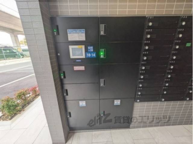 宅配ボックス