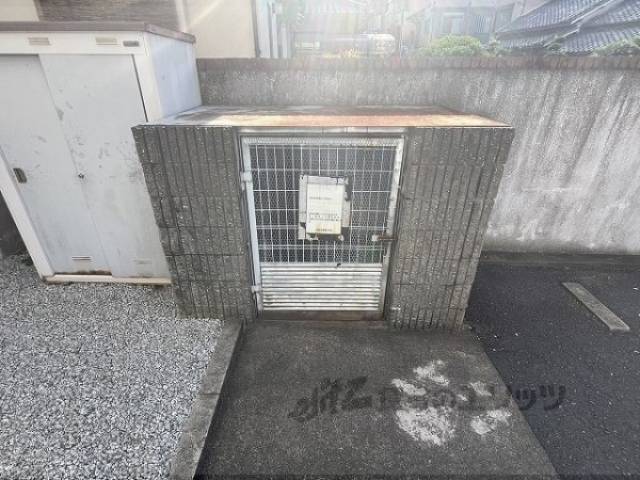 ゴミ置き場