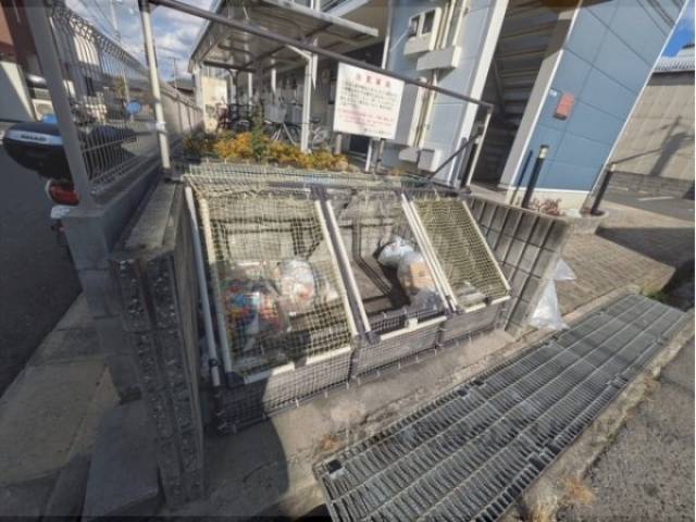 ゴミ置き場