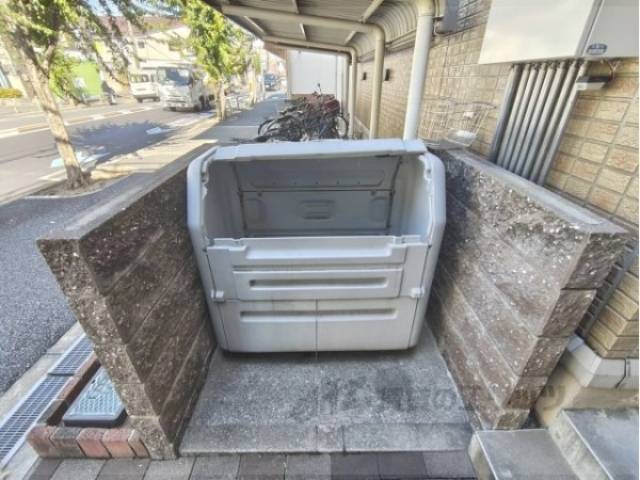 ゴミ置き場