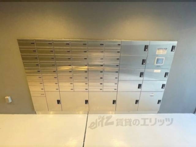 宅配ボックス
