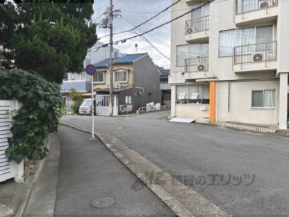 前面道路　敷地前面道路