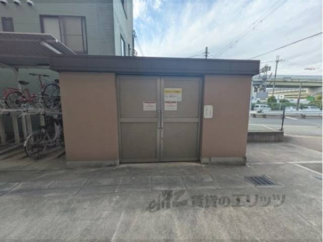 ゴミ置き場