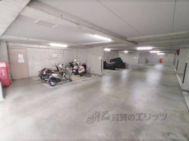 駐輪場