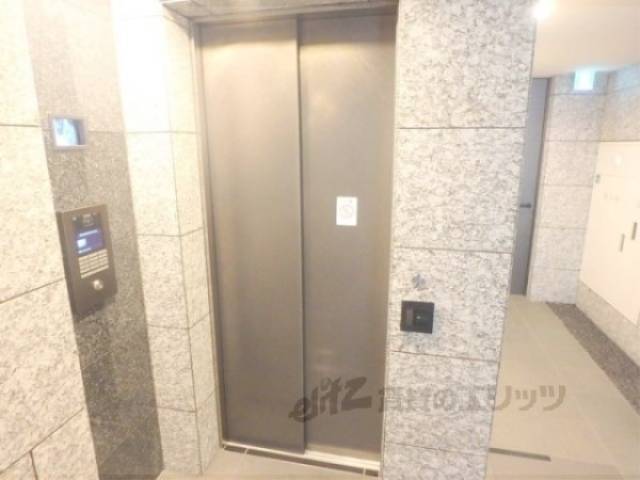 エレベーター