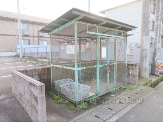 ゴミ置き場