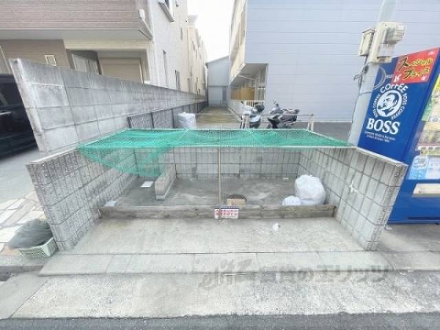 ゴミ置き場