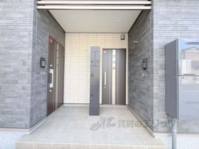 エントランス　外観