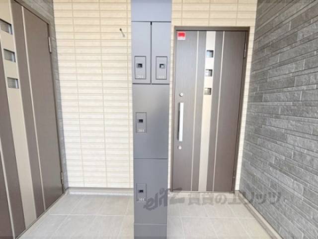 宅配ボックス　外観