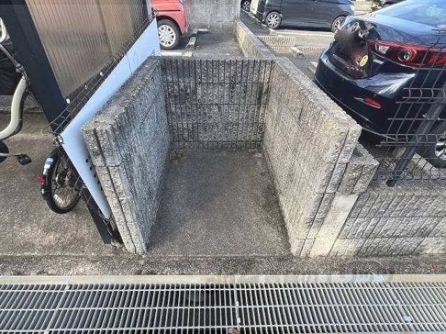 ゴミ置き場