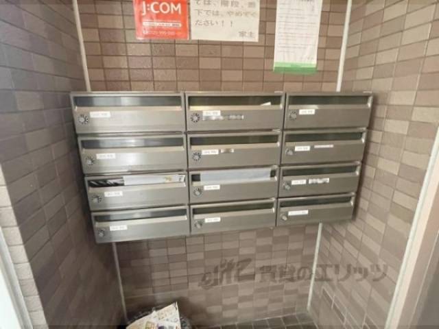 宅配ボックス