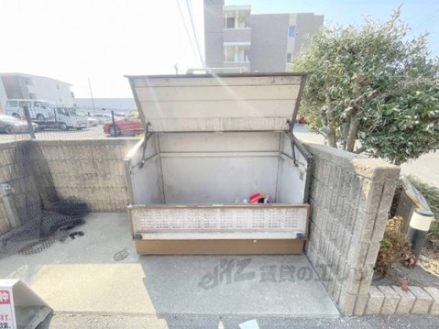 ゴミ置き場