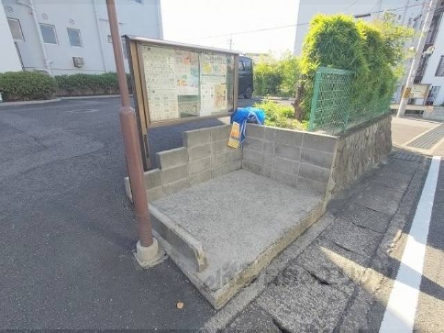 ゴミ置き場