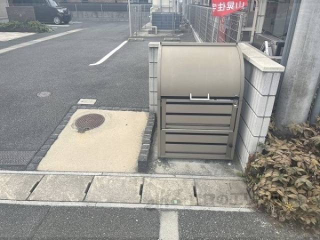 ゴミ置き場