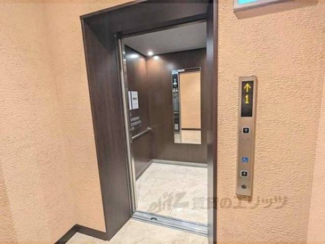 エレベーター