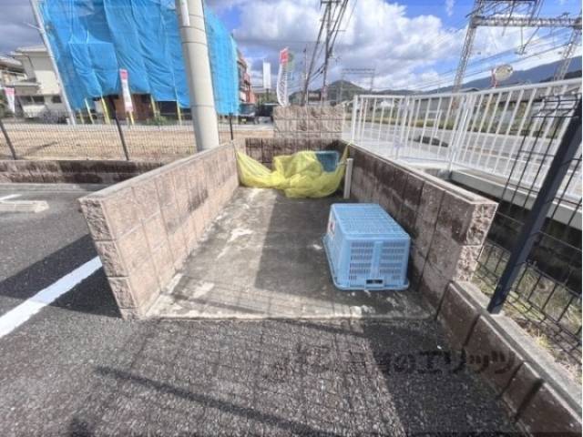 ゴミ置き場