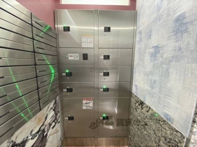 宅配ボックス