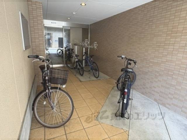 駐輪場