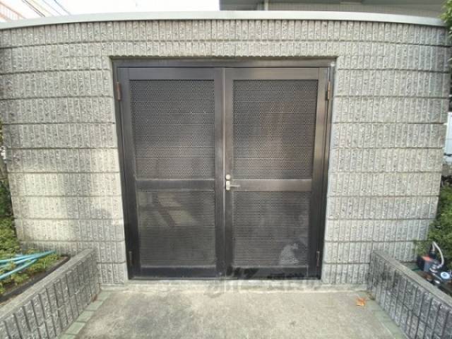 ゴミ置き場