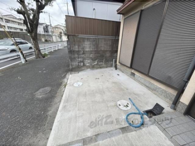 玄関前スペース