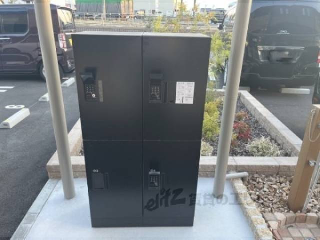 宅配ボックス