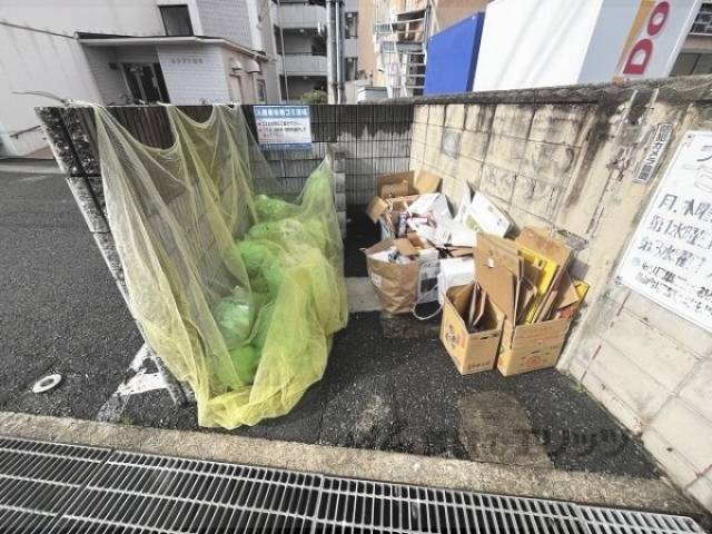 ゴミ置き場