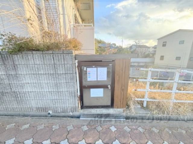ゴミ置き場