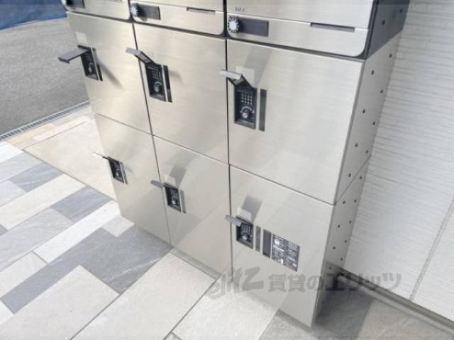 宅配ボックス