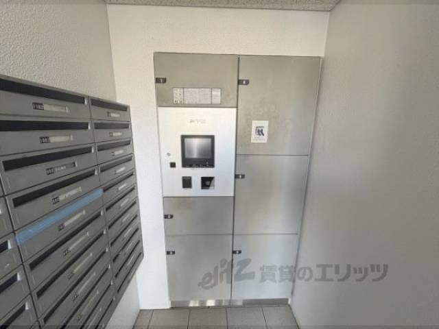 宅配ボックス