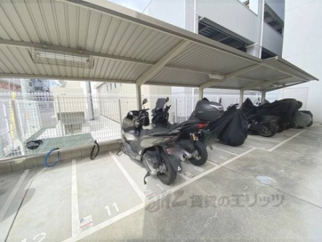 バイク置き場