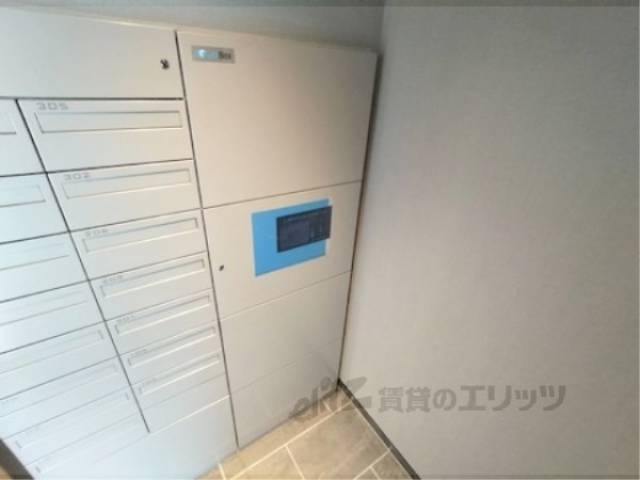 宅配ボックス