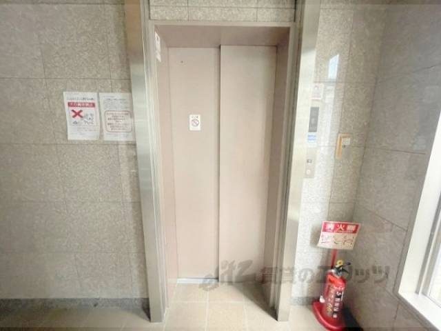 エレベーター
