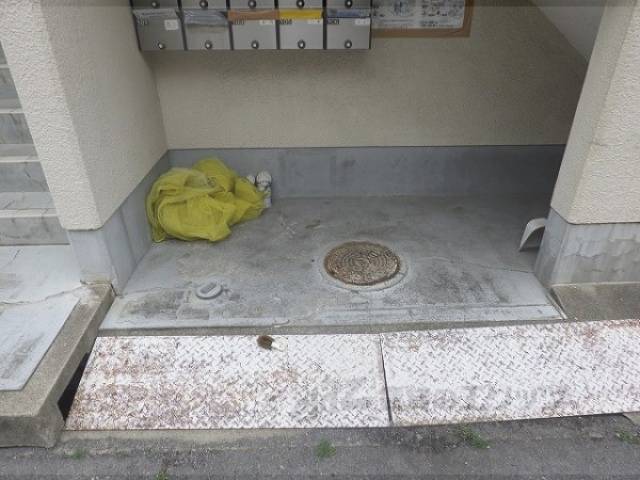 ゴミ置き場