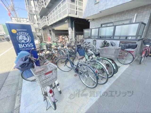 駐輪場