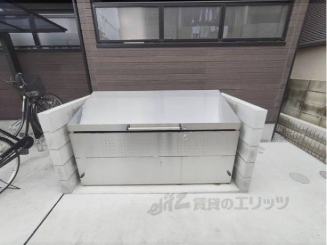 ゴミ置き場
