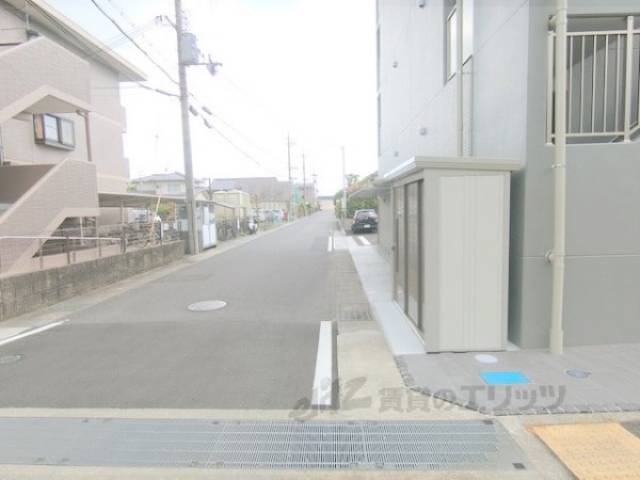 建物サイド道路