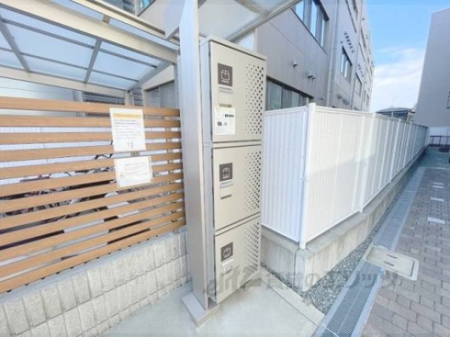 宅配ボックス
