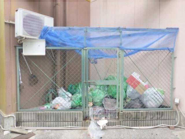ゴミ置き場