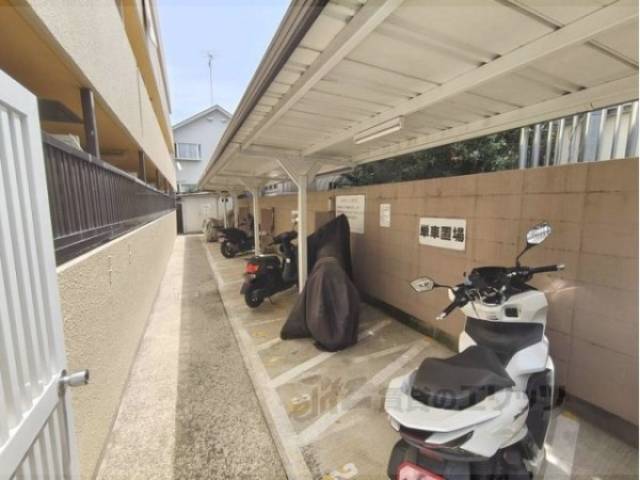 バイク置き場