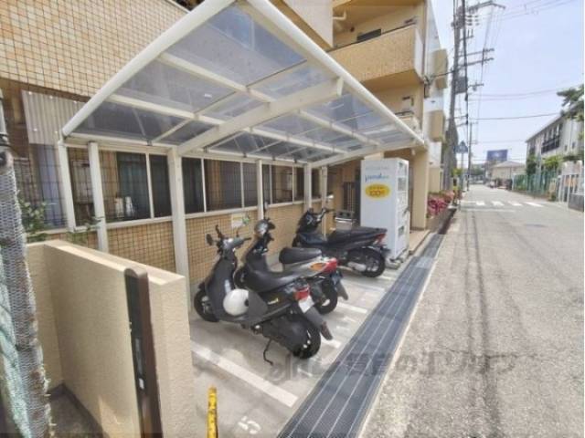 バイク置き場