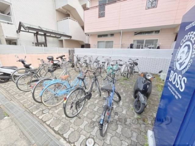 駐輪場