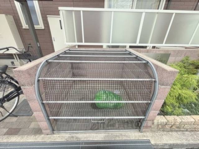 ゴミ置き場