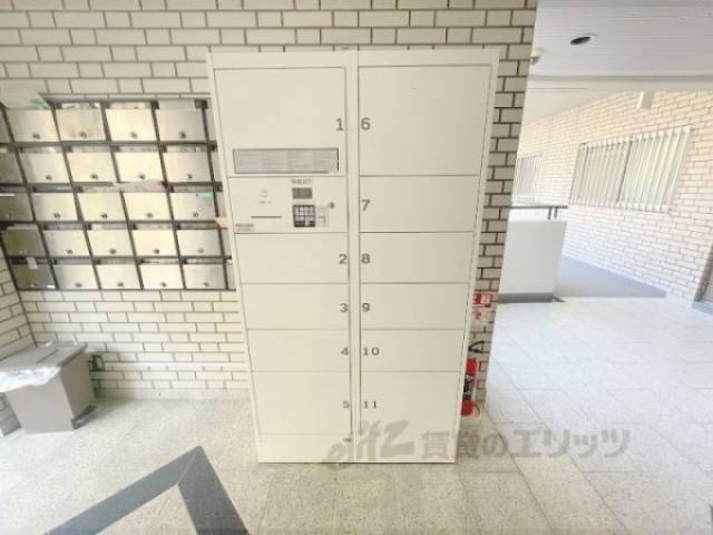 宅配ボックス