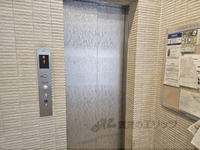 エレベーター