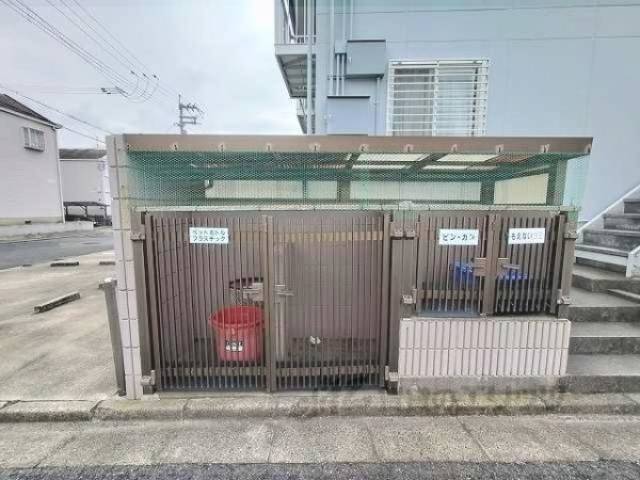 ゴミ置き場