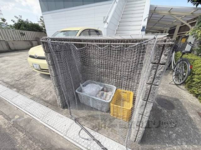 ゴミ置き場