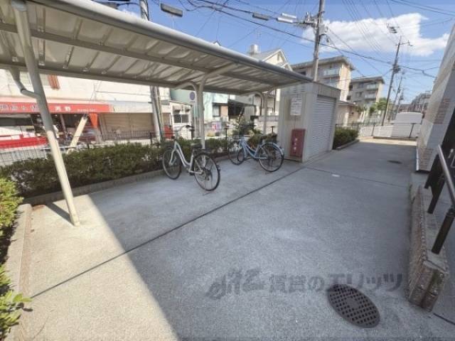 駐輪場