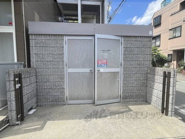 ゴミ置き場