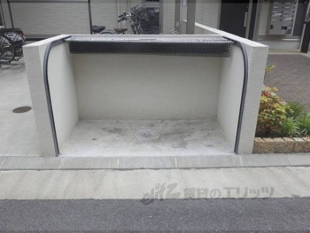 ゴミ置き場